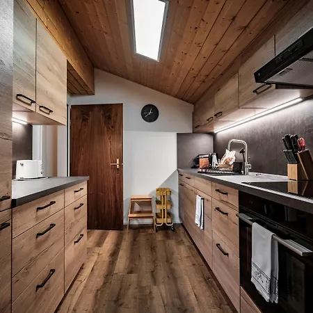 Casa Dschember 11 아파트 아로사